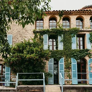  Hébergement de vacances Domaine Des Bruguières